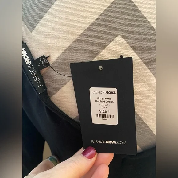 New Fashion Nova Large Black Bodycon Dress - Picture 5 of 7